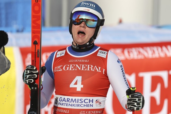 Switzerland&#039;s Niels Hintermann gets to the finish area after completing an alpine ski, men&#039;s World Cup downhill, in Garmisch-Partenkirche, Germany, Saturday, Feb.1, 2020. (AP Photo/Alessandr ...