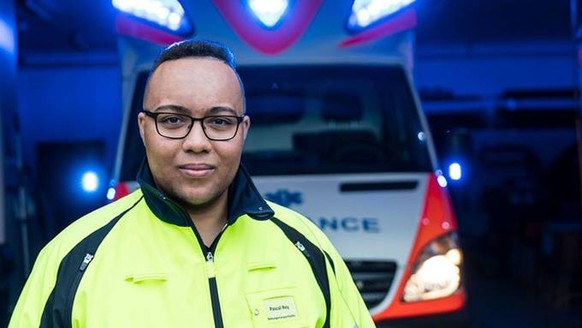 Rettungssanitäter Pascal Rey (21) arbeitet in Assistenzfunktion für private Rettungsdienste in der ganzen Schweiz.