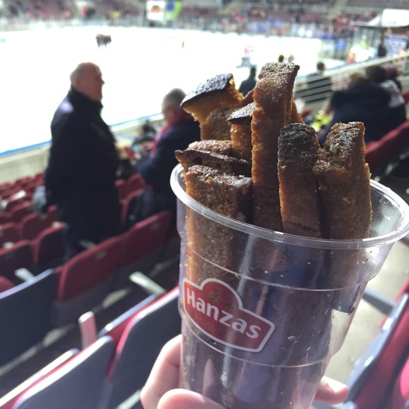 Stadionsnack made in Latvia: Krosses Chnoblibrot.