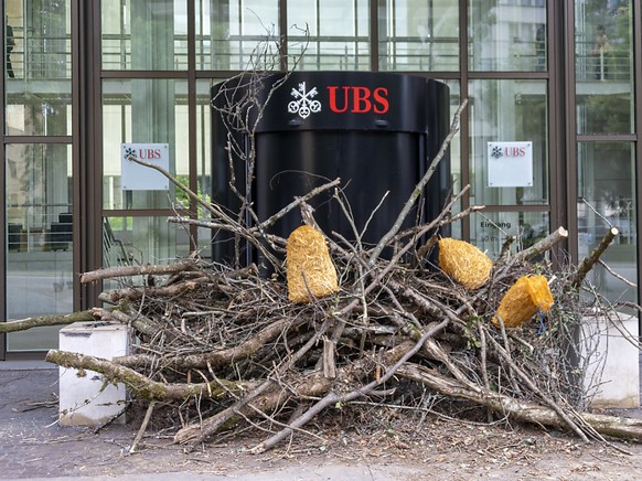 Gute eine Woche nach den Klimaprotesten gegen die Grossbanken, präsentiert die UBS ihre Klimastrategie.