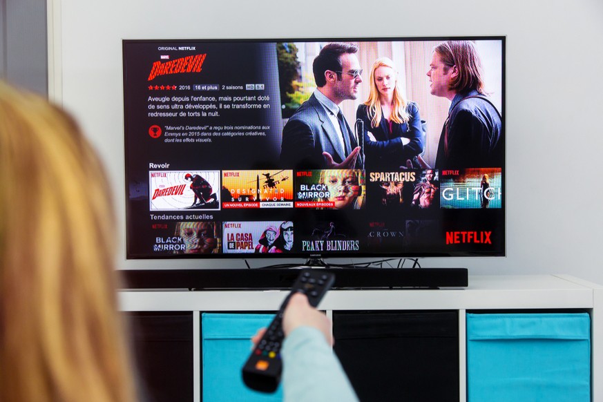 Boom auch im Wohnzimmer: Immer mehr Fernseher spielen Netflix direkt ab.&nbsp;