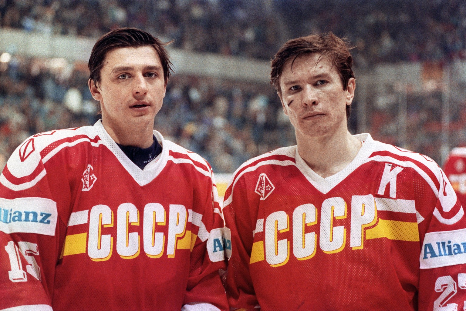 Die Fribourg-Legenden Slawa Bykow (rechts) und Andrei Chomutow führten Regie beim letzten Olympiasieg der Russen 1992.
