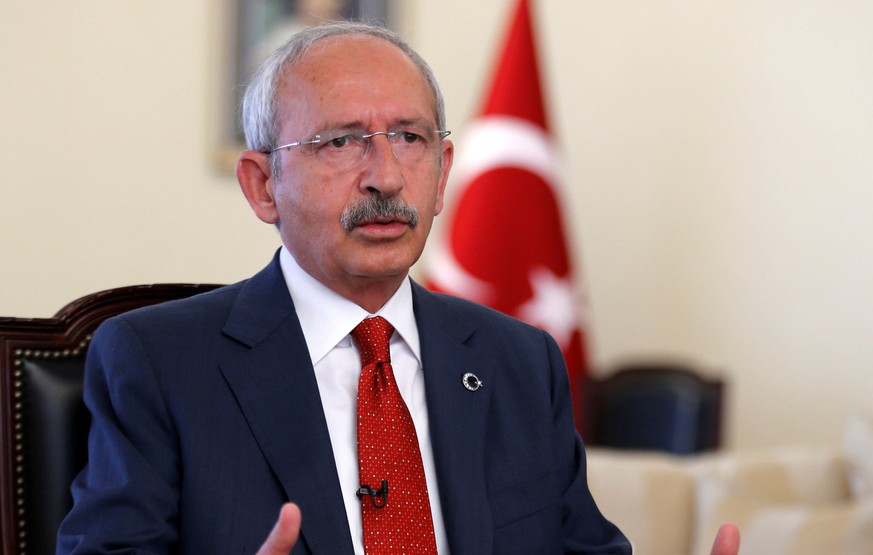 Turkey&#039;s main opposition Republican People&#039;s Party (CHP) leader Kemal Kilicdaroglu speaks during an interview with Reuters in Ankara, Turkey, April 4, 2014. REUTERS/Umit Bektas/File Photo
