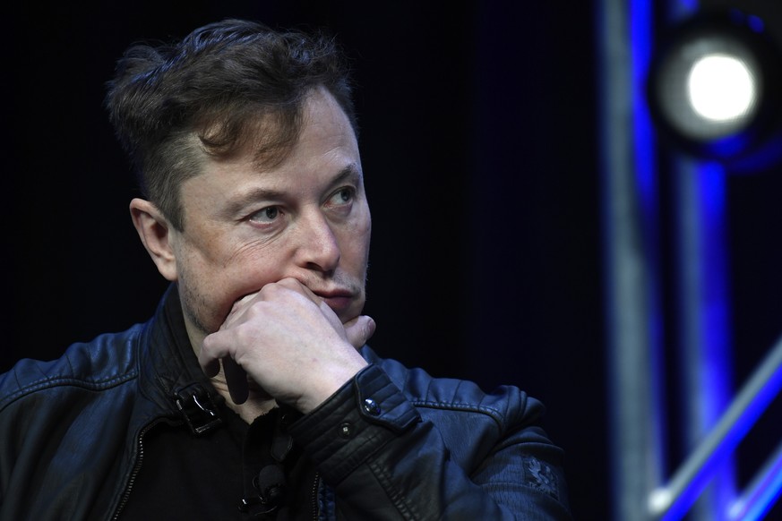Tesla and SpaceX Chief Executive Officer Elon Musk listens to a question as he speaks at the SATELLITE Conference and Exhibition in Washington, Monday, March 9, 2020. (AP Photo/Susan Walsh)
Elon Mush