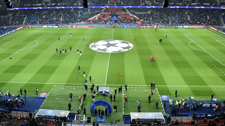 epa07418008 General view of Parc des Princes stadium before the UEFA Champions League round of 16 second leg soccer match between PSG and Manchester United at the Parc des Princes Stadium in Paris, Fr ...