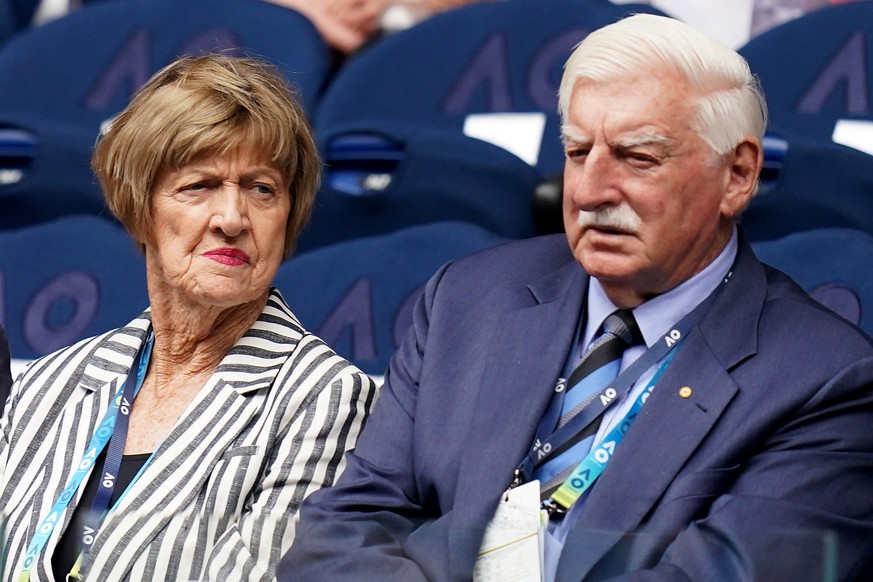 epa08143608 Former Australian tennis player Margaret Court (L) and her husband Barry (R) watch the first round match between Roger Federer of Switzerland and Steve Johnson of the USA during the Austra ...