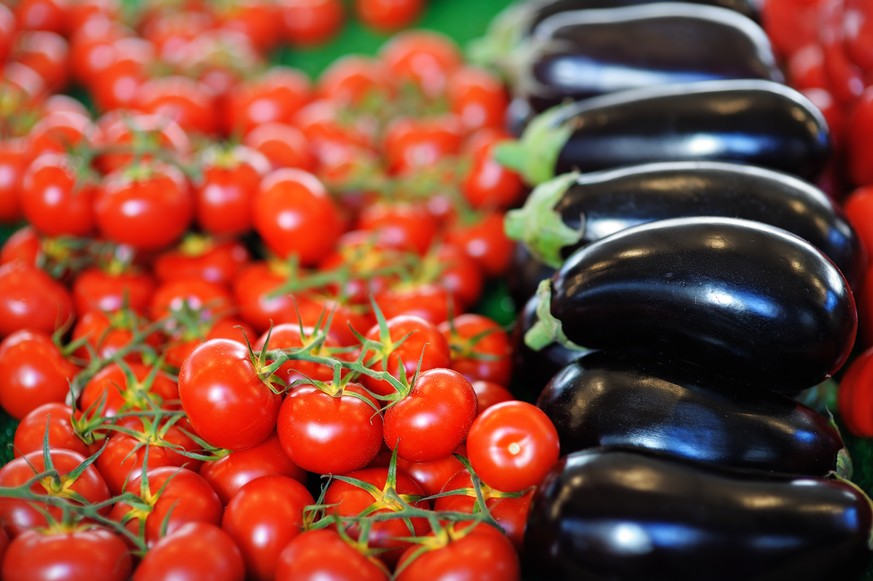 tomaten auberginen mediterrane küche vegetarisch essen kochen