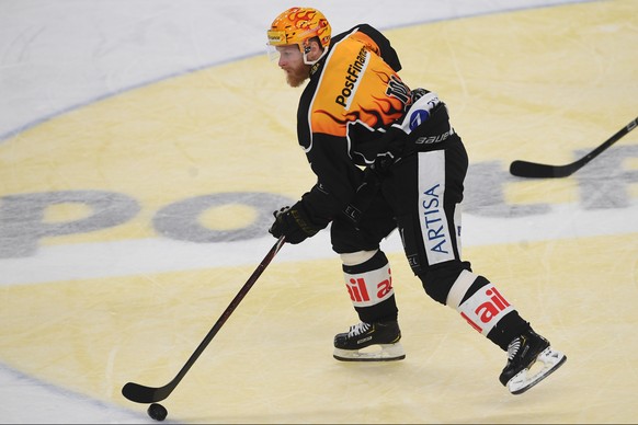 Lugano?s Top Scorer Linus Klasen in action, during the preliminary round game of National League A (NLA) Swiss Championship 2019/20 between HC Lugano and SC Rapperswil Jona Lakers at the ice stadium C ...