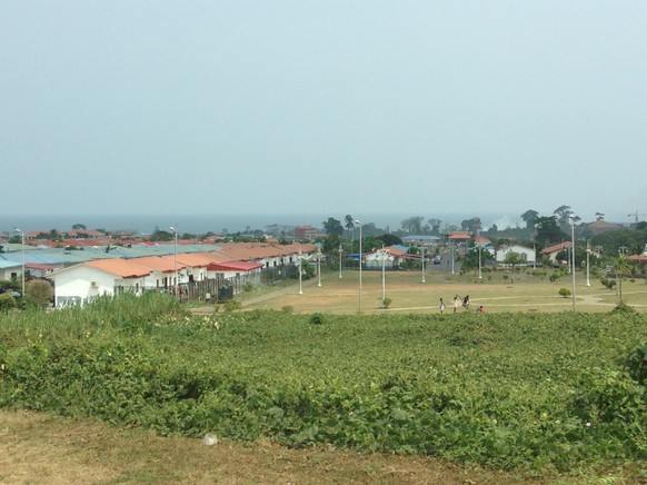 Der Stadtteil «Buena Esperanza» in Malabo. Diese Häuser stellte der Präsident der Bevölkerung zur Verfügung.