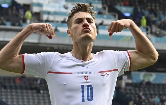 Czech Republic&#039;s Patrik Schick celebrates after scoring his side&#039;s first goal from the penalty spot during the Euro 2020 soccer championship group D match between Croatia and the Czech Repub ...