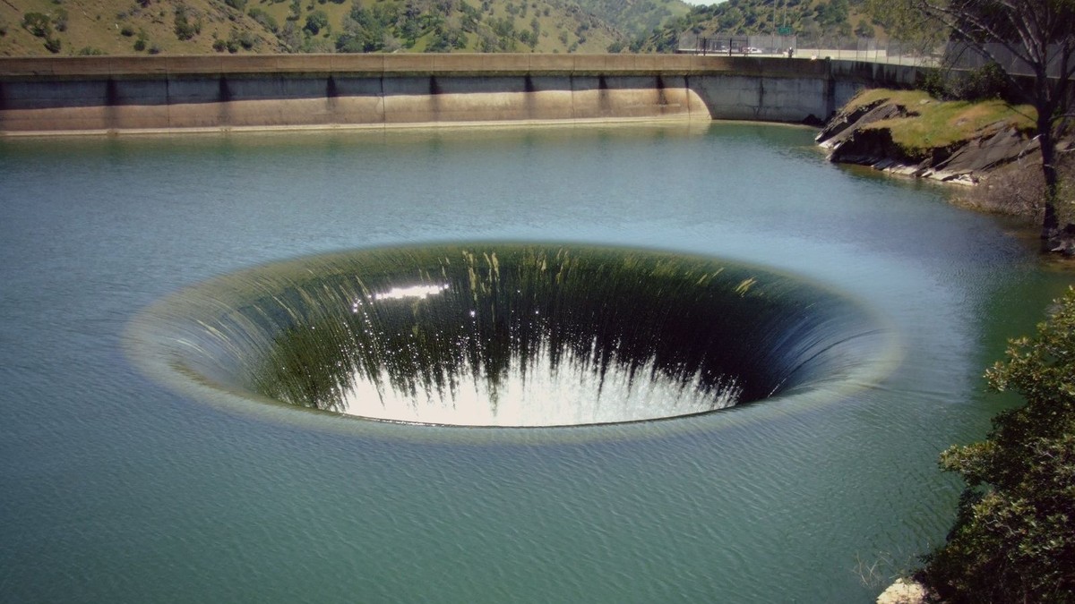 Die Technik Hinter Dem Mysterium Wenn Seen Locher Haben Watson