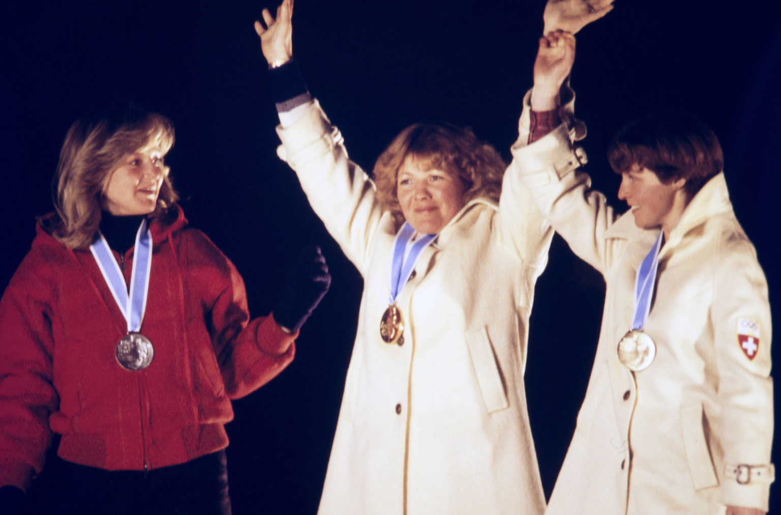 Ski Alpin Olympische Spiele 1980: KINSHOFER (GER), WENZEL (LIE), HESS (SUI) Olympische Winterspiele Lake Placid 13-24.02.1980 Slalom Damen 23.02.1980 Christa KINSHOFER (Deutschland), Hanni WENZEL (Lie ...