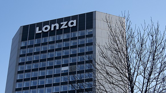 Der Lifesciencekonzern Lonza ist gut ins Jahr 2020 gestartet. Der Nettoumsatz stieg im ersten Quartal bei konstanten Wechselkursen um 7,4 Prozent auf 1,64 Milliarden Franken. (Archiv)