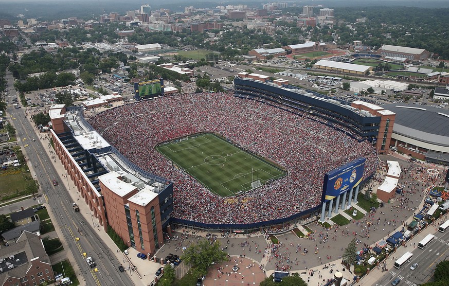 Luftaufnahme des&nbsp;Michigan Stadium von Ann Arbor bei Manchester United vs. Real Madrid.