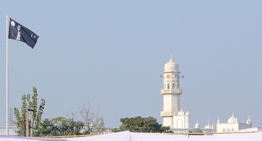 Das Weiße Minarett von Qadian und die Fahne der Ahmadija, Liwa-e-Ahmadiyya