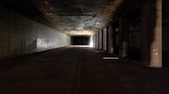 Begehung des Tunnels im Rohzustand anlaesslich der Medienkonferenz der Stadt Zuerich zum geplanten Stadttunnel unter dem Hauptbahnhof Zuerich am Dienstag, den 11. Mai 2021, in Zuerich. Am 13. Juni 202 ...