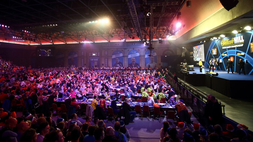 LONDON, ENGLAND - DECEMBER 27: A general view of the arena during Day Seven of the William Hill PDC World Darts Championships at Alexandra Palace on December 27, 2014 in London, England. (Photo by Jor ...