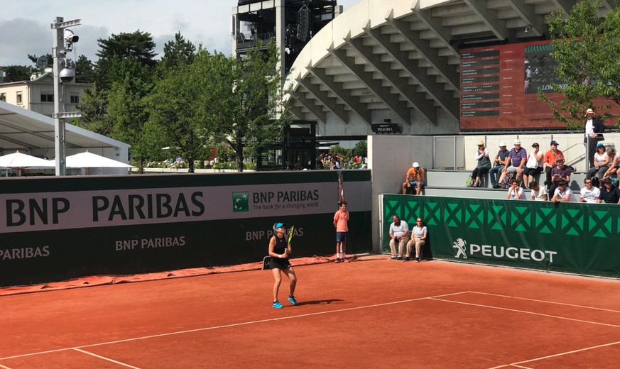 Die grosse Tennisbühne sieht definitiv anders aus: Belinda Bencic auf Court No. 9.