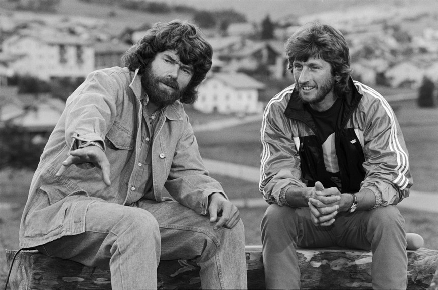 Mountain climbers Reinhold Messner, left, and Andrea Vogel, right, pictured in Muestair in the Canton of Grisons, Switzerland, on September 9, 1992. Andrea Vogel is on his tour called &quot;Grenztour  ...