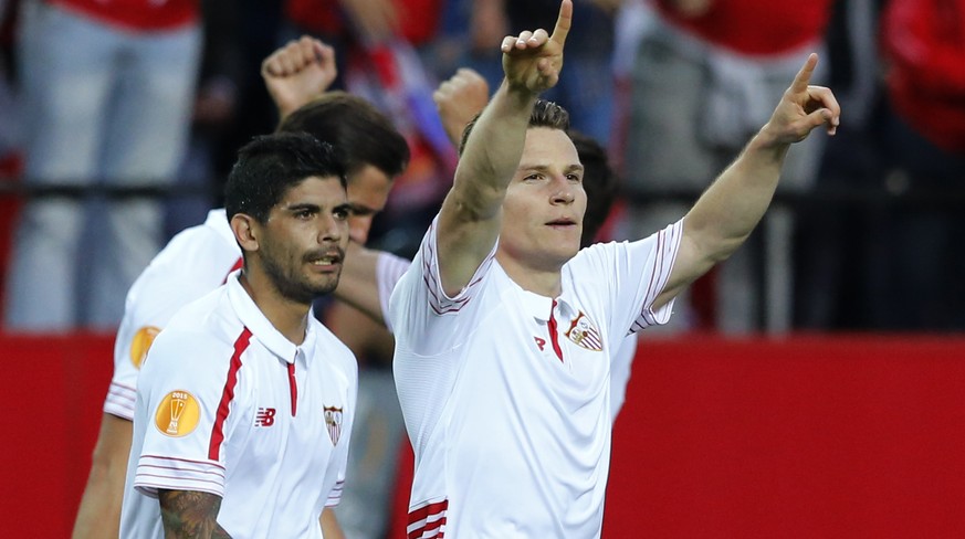 Kevin Gameiro (rechts) machte zwei Tore für Sevilla – der Titelverteidiger steht im Final von Basel.