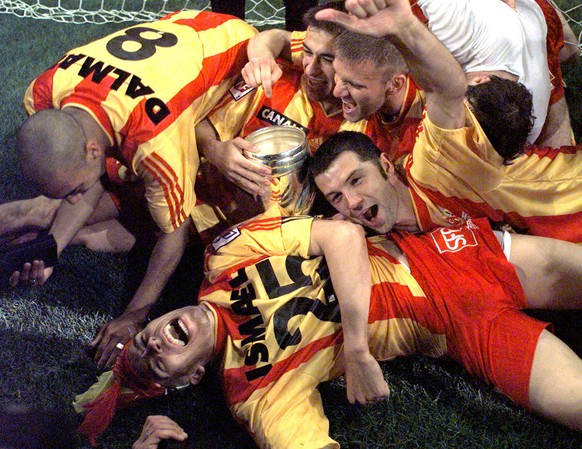 1999 hatte Lens erneut im Duell mit Metz erneut die Nase vorn: Im Ligacup-Final gewann «Sang et Or» («Blut und Gold») mit 1:0.