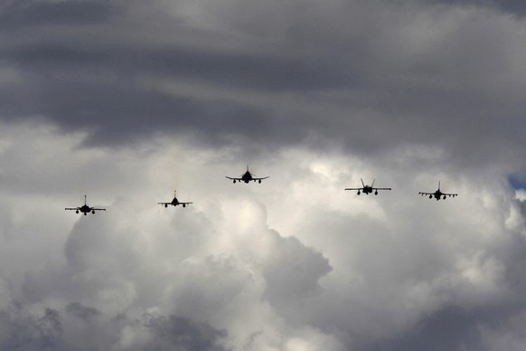 epa09147341 Aircrafts fly during the multinational exercise &#039;INIOCHOS 2021&#039; at the Andravida Air Base, Northwest Peloponnese, Greece, 20 April 2021. The &#039;INIOCHOS&#039; exercise is an a ...