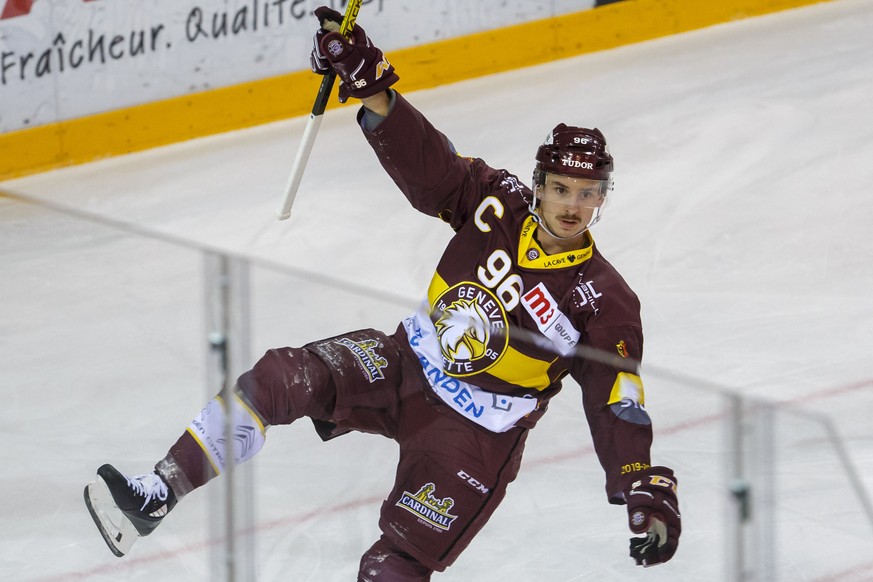 Geneve-Servette&#039;s forward Noah Rod celebrates his goal after scoring the 2:0, during a National League regular season game of the Swiss Championship between Geneve-Servette HC and RC Rapperswil-J ...
