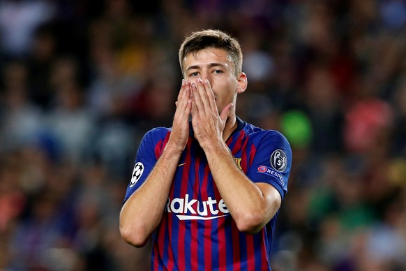 epa07117507 FC Barcelona&#039;s defender Clement Lenglet reacts during the UEFA Champions League group B soccer match between FC Barcelona and FC Internazionale at Camp Nou Stadium in Barcelona, Catal ...