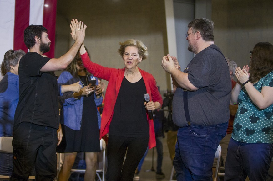 Democratic presidential candidate Elizabeth Warren takes the stage for her Elkhart Community Conversation event on Wednesday, June 5, 2019, at the RV/MH Hall of Fame and Museum in Elkhart, Ind. (Rober ...