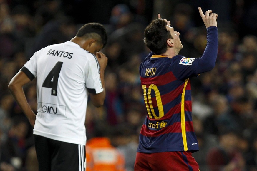 Messi jubelt, Valencias Santos mag nicht mehr hinschauen.