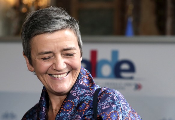 epaselect epa07607824 Margrethe Vestager of Alliance of Liberals and Democrats for Europe (ALDE) and candidate as next president of the European Commission, arrives at an ALDE leader meeting ahead of  ...