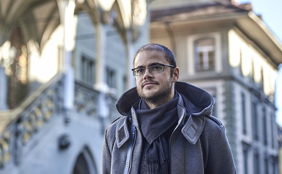 Der Politikwissenschafter Sean Müller lehrt und forscht an den Universitäten Bern und Lausanne. Im Herbst 2016 war er Teil eines politischen Forschungsprojekts zu den Landsgemeinden in der Schweiz.