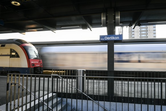 Bahnhof Oerlikon am Mittwoch, 30. November 2016. Nach sieben-jaehriger Bauphase wird der neue Bahnhof Oerlikon mit einem drei-taegigen Fest vom Donnerstag 1. bis Samstag 3. Dezember 2016 eroeffnet. (K ...