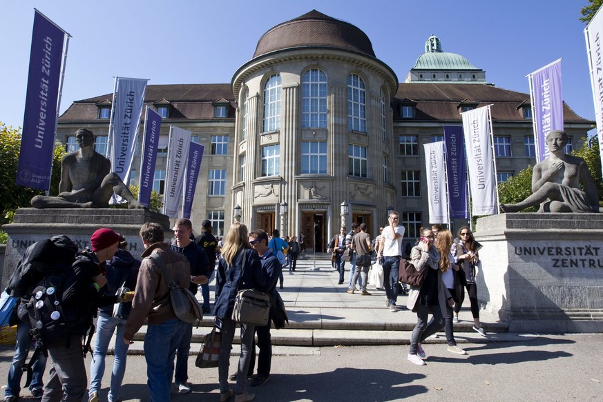 Studenten an der Universität Zürich: Wie viel Geld soll für Bildung investiert werden?&nbsp;