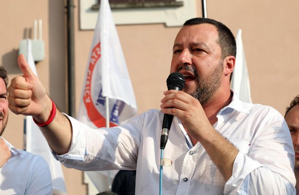 epa06816577 Italian Interior Minister Matteo Salvini (C) speaks at a local election rally in Cinisello Balsamo, near Milan, Italy, 17 June 2018. Reports state that the &#039;Italian government will pr ...