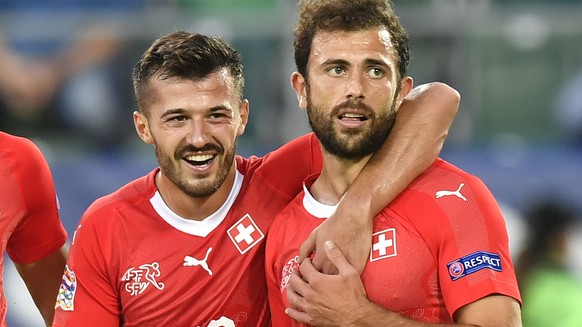 Switzerland&#039;s Albian AJeti, left, and Admir Mehmedi, right, celebrates after the sixth goal for Switzerland during the UEFA Nations League group stage match between Switzerland and Iceland in the ...