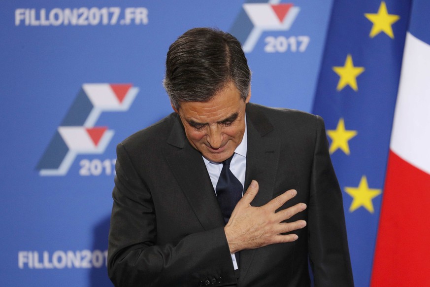 Francois Fillon, former French prime minister and member of Les Republicains political party, delivers his speech after partial results in the second round for the French center-right presidential pri ...