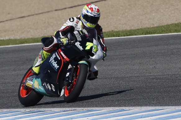 epa05840959 Swiss Moto2 rider Dominique Aegerter of Kiefer Racing in action during the third day of the Moto2 and Moto3 pre-season test sessions at the Jerez circuit in Jerez de la Frontera, southern  ...