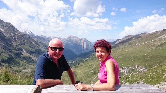 Stefan Brauchli mit Frau Marlise. Gemeindewanderer