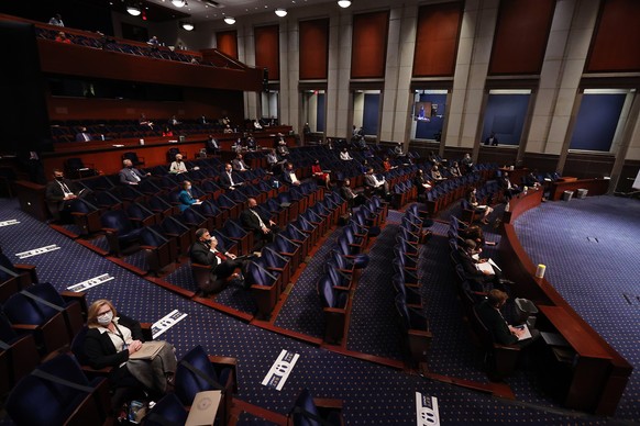 epa08818555 Newly-elected members of the US House of Representatives attend a briefing by current chiefs of staff during orientation in the US Capitol Visitors Center Congressional Auditorium in Washi ...