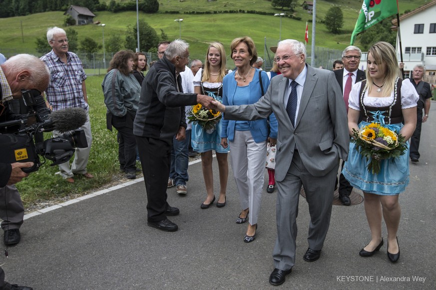 Guest speaker Christoph Blocher after his appearance at the event &quot;Nein zum schleichenden EU-Beitritt&quot; (NO to a stealthy entry into the European Union), pictured in Vorderthal in Canton of S ...