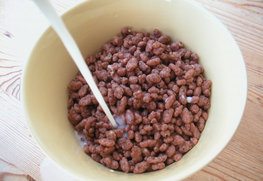 choco krispies cocoa krispies kellogs cereals breakfast frühstück zmorge frühstückszerealien essen food https://upload.wikimedia.org/wikipedia/commons/d/d3/Flickr_-_cyclonebill_-_Coco_pops.jpg