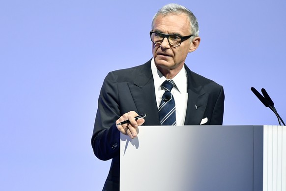 epa06696258 Urs Rohner, president of Credit Suisse (CS), speaks during the general assembly at the Hallenstadion in Zurich, Switzerland, 27 April 2018. Founded in 1856, Credit Suisse is now Switzerlan ...
